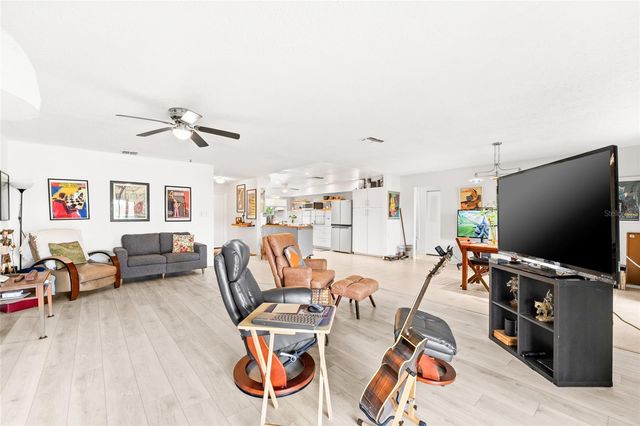 10760 WILDERNESS COURT, Orlando, FL 32821