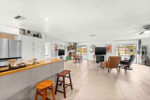 10760 WILDERNESS COURT, Orlando, FL 32821