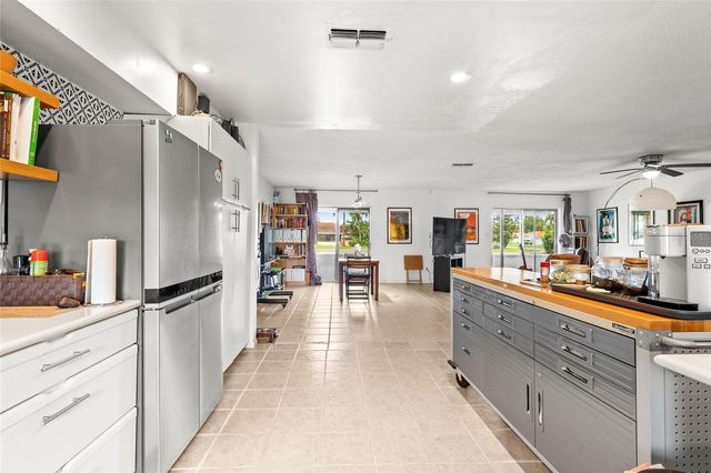 10760 WILDERNESS COURT, Orlando, FL 32821