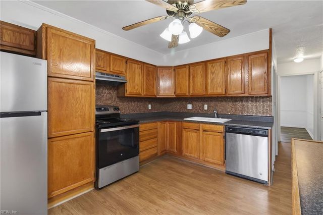 6253 Auburn DR, Virginia Beach, VA 23464