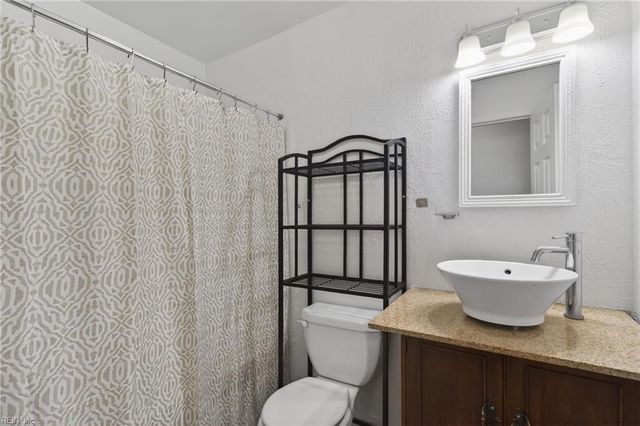 6253 Auburn DR, Virginia Beach, VA 23464