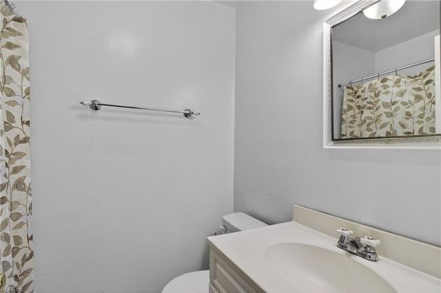 6253 Auburn DR, Virginia Beach, VA 23464