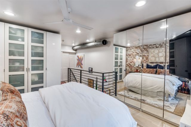 2727 Hood Street 105, Dallas, TX 75219