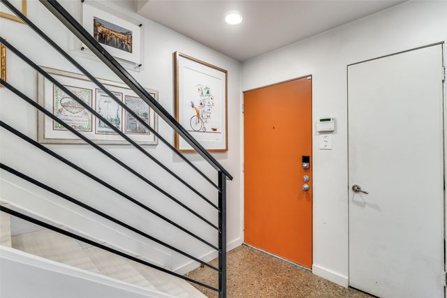 2727 Hood Street 105, Dallas, TX 75219