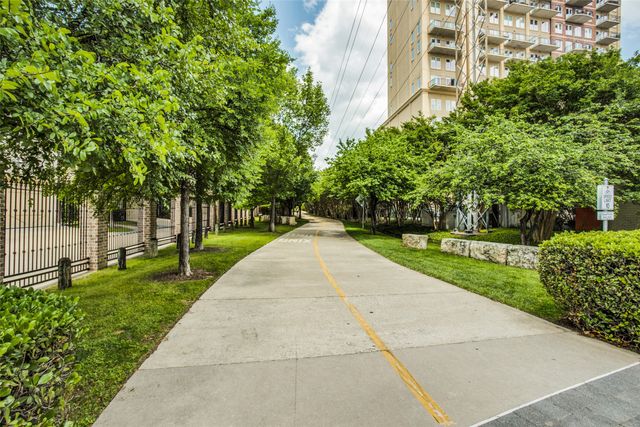 2727 Hood Street 105, Dallas, TX 75219