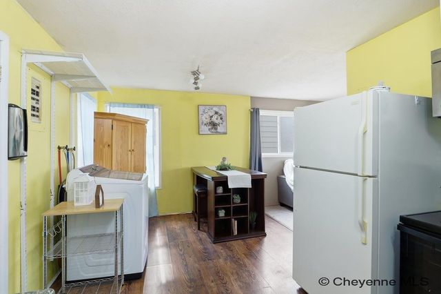 445 MCCOMB AVE, Cheyenne, WY 82007