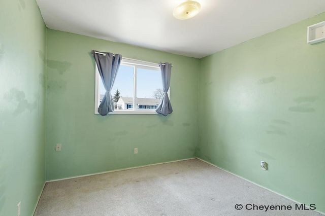 445 MCCOMB AVE, Cheyenne, WY 82007