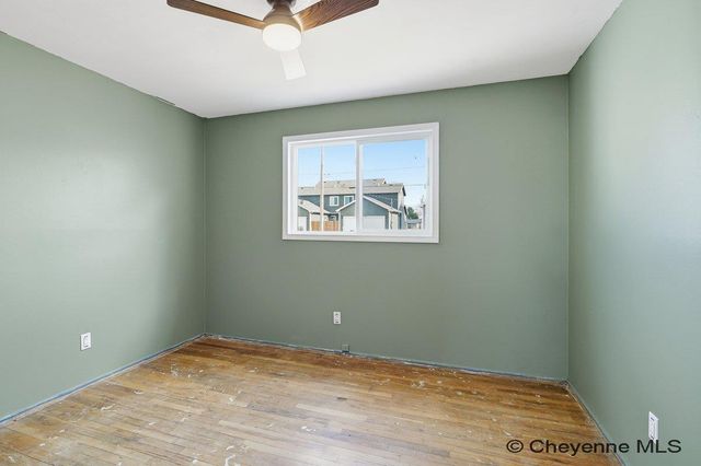 445 MCCOMB AVE, Cheyenne, WY 82007