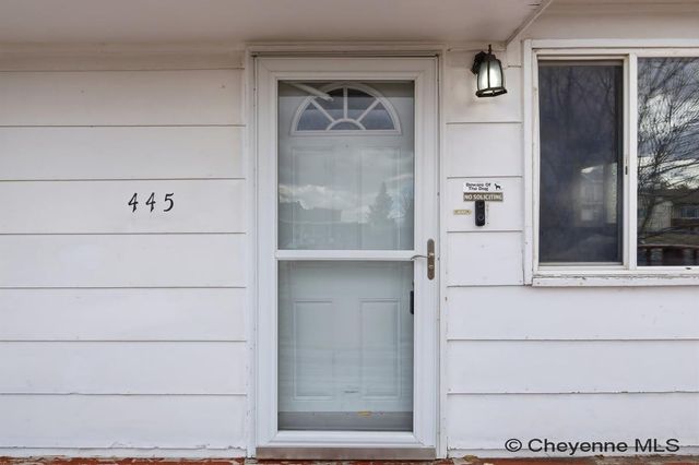 445 MCCOMB AVE, Cheyenne, WY 82007