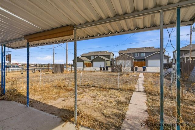 445 MCCOMB AVE, Cheyenne, WY 82007
