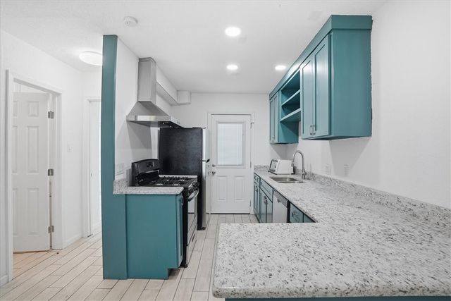 905 Louisiana Ave, Corpus Christi, TX 78404