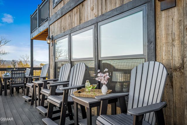 2130 Ross Way, Sevierville, TN 37876