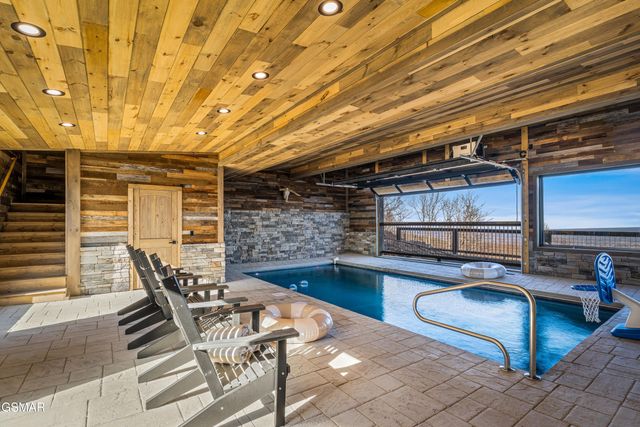 2130 Ross Way, Sevierville, TN 37876