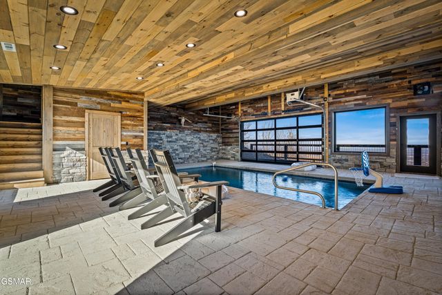 2130 Ross Way, Sevierville, TN 37876