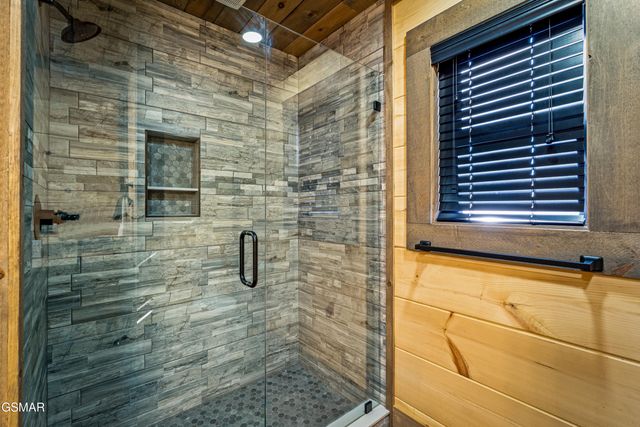 2130 Ross Way, Sevierville, TN 37876