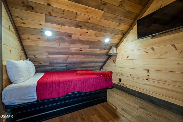 2130 Ross Way, Sevierville, TN 37876