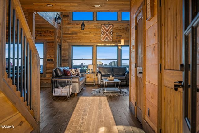 2130 Ross Way, Sevierville, TN 37876