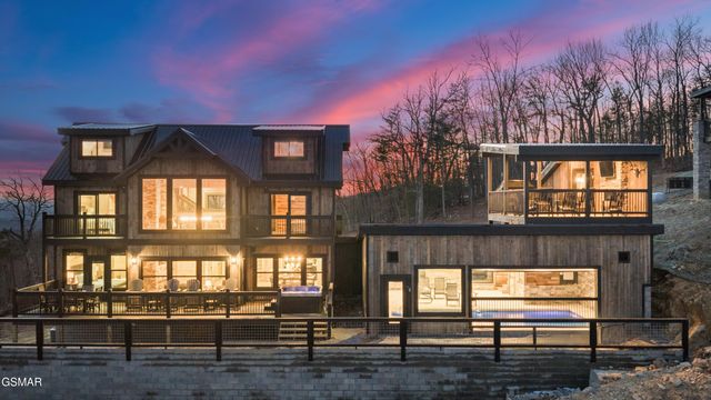 2130 Ross Way, Sevierville, TN 37876