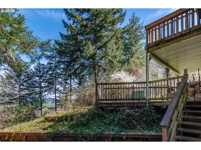4890 HENDERER Rd, Elkton, OR 97436
