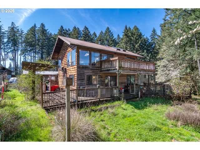 4890 HENDERER Rd, Elkton, OR 97436