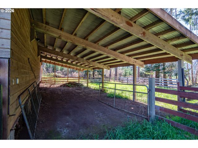 4890 HENDERER Rd, Elkton, OR 97436