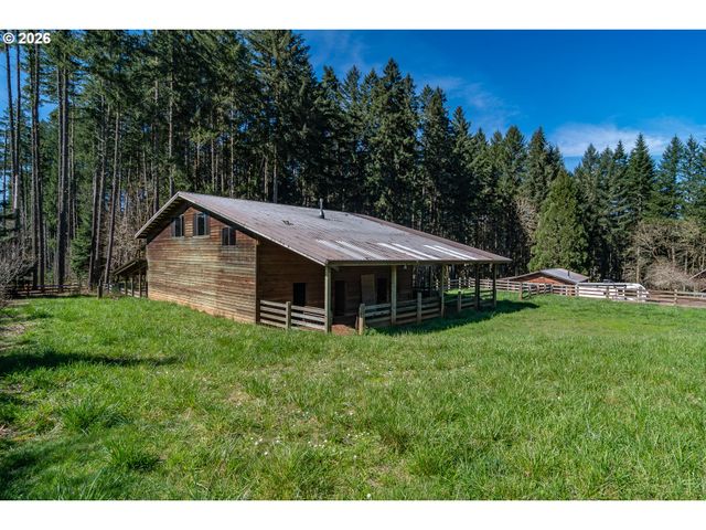 4890 HENDERER Rd, Elkton, OR 97436