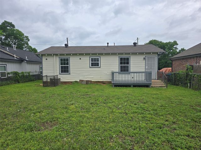 5010 Sunshine Drive, Fort Worth, TX 76105