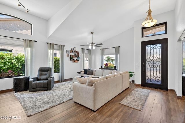 1881 E COMMERCE Avenue, Gilbert, AZ 85234