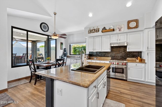 1881 E COMMERCE Avenue, Gilbert, AZ 85234