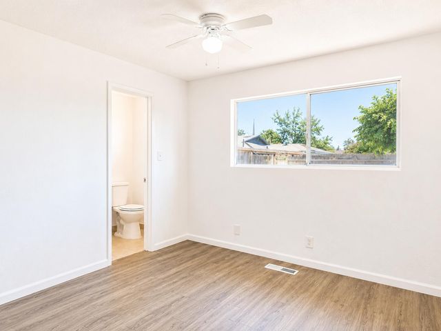 2337 W Shields Avenue, Fresno, CA 93705