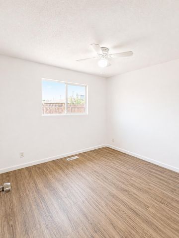 2337 W Shields Avenue, Fresno, CA 93705