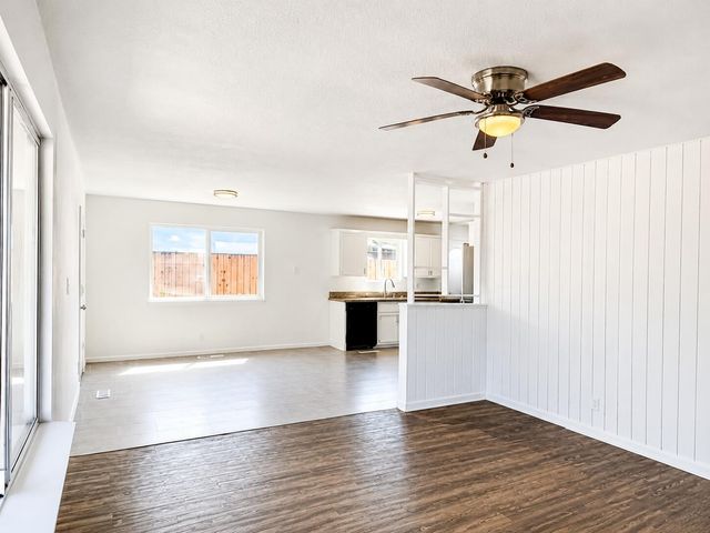 2337 W Shields Avenue, Fresno, CA 93705