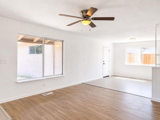 2337 W Shields Avenue, Fresno, CA 93705