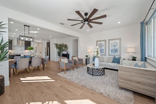 4520 Trout Lily Ln, Roseville, CA 95747