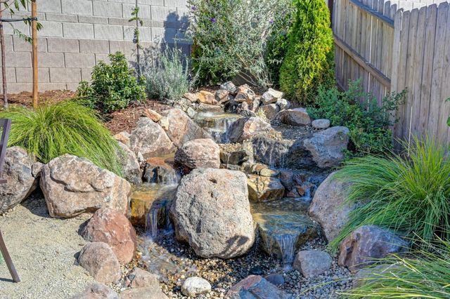 4520 Trout Lily Ln, Roseville, CA 95747