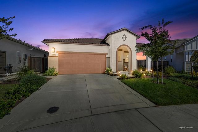 4520 Trout Lily Ln, Roseville, CA 95747