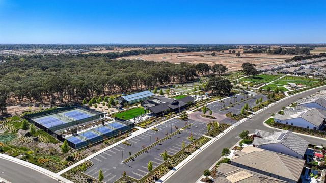 4520 Trout Lily Ln, Roseville, CA 95747