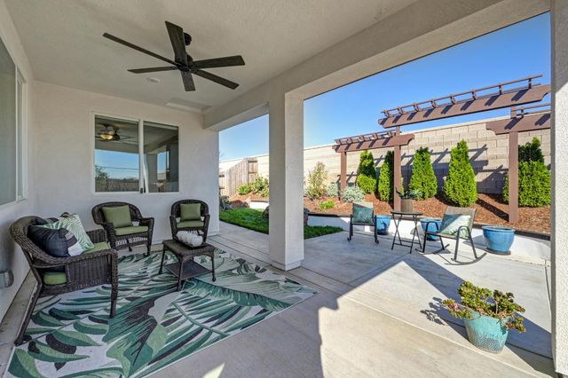 4520 Trout Lily Ln, Roseville, CA 95747