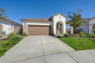 4520 Trout Lily Ln, Roseville, CA 95747