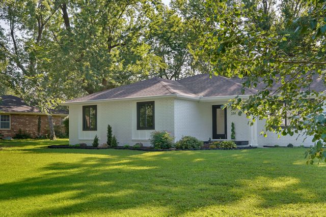 5754 S Fair Oak Road, Springfield, MO 65810
