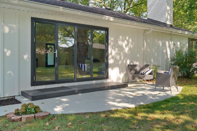 5754 S Fair Oak Road, Springfield, MO 65810