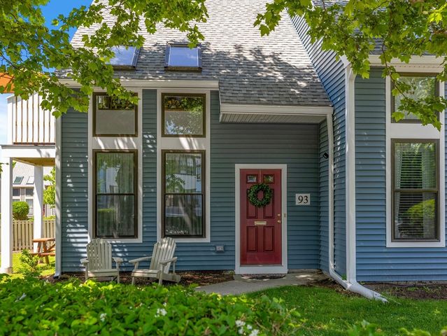 93 Governor Winthrop 7A, Somerville, MA 02145