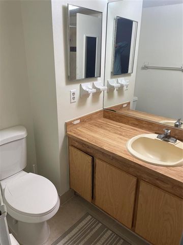 143 NW 93rd Avenue 202, Pembroke Pines, FL 33024