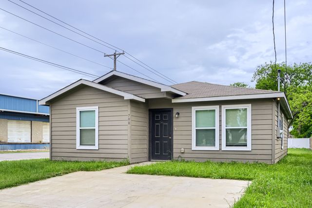 700 E Pecan Avenue, Waco, TX 76704