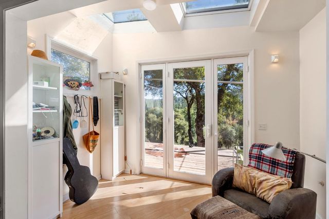 7123 Swiss Ranch Rd, Mountain Ranch, CA 95246