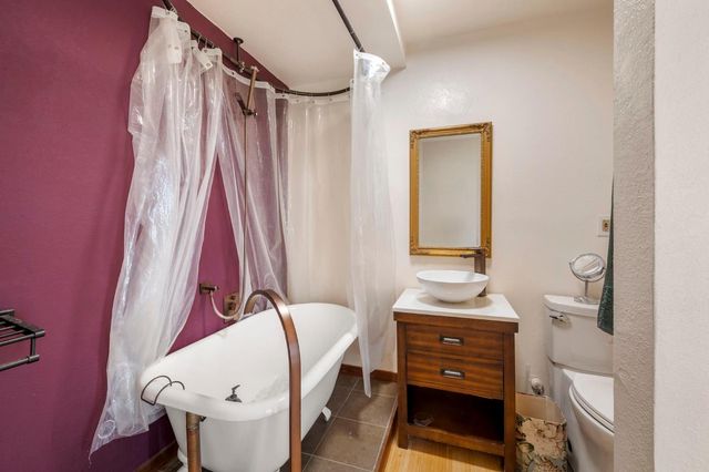 7123 Swiss Ranch Rd, Mountain Ranch, CA 95246