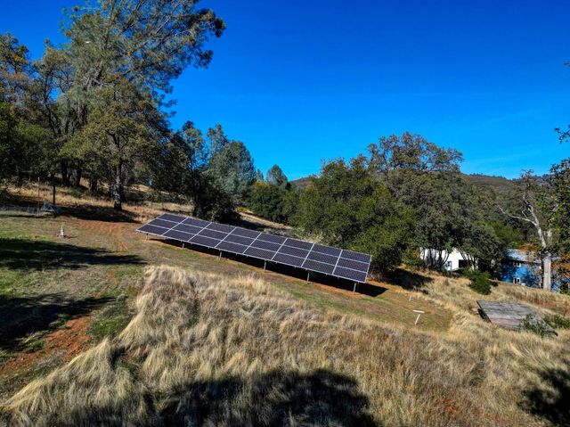 7123 Swiss Ranch Rd, Mountain Ranch, CA 95246