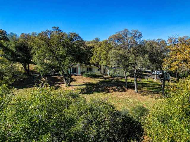7123 Swiss Ranch Rd, Mountain Ranch, CA 95246