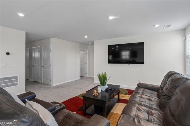 140 Cooper Lane, Calhoun, GA 30701