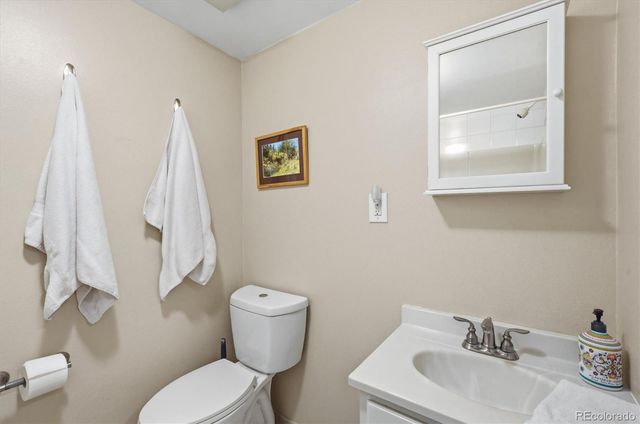 3866 E Long Avenue, Centennial, CO 80122